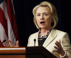 Hillary Clinton Says Syria's Surrendering of Chemical Weapons an 'Important Step,' US Remains Skeptical
