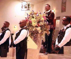 Nigerian Pastor Who Preaches With Armed Guards Rebuked for Saying 'Catholics Going to Hell,' Calling Pope 'Anti-Christ'