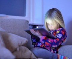Have a Merry, Low-Tech Christmas! Tips for Going on a 'Media Diet' at Home