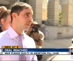 Fla. Man Who Tricked Girlfriend Into Taking Abortion Pill That Allegedly Killed Unborn Baby May Face 13 Years in Prison