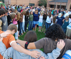 Va. Senate Passes Student Prayer Bill
