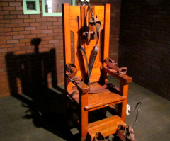 Shane Claiborne Blasts Tennessee's Decision to Reinstate Electric Chair: 'Electrocuting Someone to Death Is Evil'
