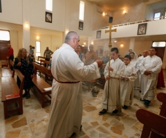 Thousands of Christians Fleeing Northern Iraq Following ISIS' 'Convert or Die' Ultimatum