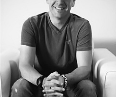 'I Am Second' Student Director Began Evangelizing in Hospital Waiting Rooms