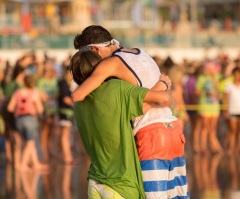 South Carolina Megachurch Baptizes 733 Teens During Summer Youth Camp