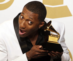 Lecrae to Co-Host 45th Annual Dove Awards With MercyMe's Bart Millard