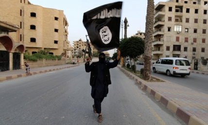 Thousands of Iraqi Christians Flee as ISIS Massacres 2,000 Civilians, Blasts Baghdad With Car Bombs