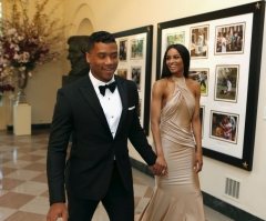 Russell Wilson, Ciara Spread Christmas Cheer at Seattle Children's Hospital