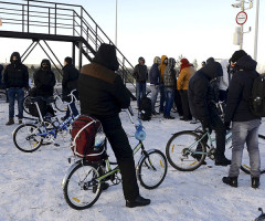 Graphic Phone Images, ISIS Flags on Syrian Refugees Doesn't Mean They're Terrorists, Official Says
