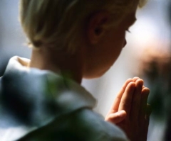 7 Bible Verses That Parents Can Teach Children on Their Worth, Good Character