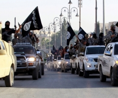 ISIS 'How to' Video Shows Terrorists Slaughtering Victims, Calls for Killings in the US