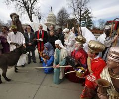 89% of Pastors Will Hold Worship Services on Christmas Sunday: LifeWay