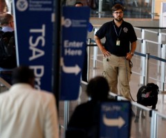 Green Card Holders Are Included in Donald Trump's Immigration Executive Order; Will Require 'Re-Screening', White House Says