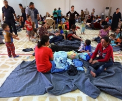 Pastor in Iraq Blasts Critics of Franklin Graham Who's Helping Families in War-Torn Region