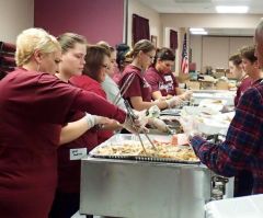 Ohio Church Expecting to Feed 2,400 Needy on Thanksgiving