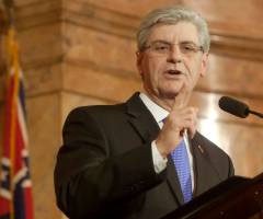 Supreme Court Allows Mississippi Law Protecting Gay Marriage Dissenters to Stand