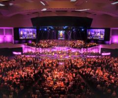 Texas School District Ends Church Graduation Tradition Over Refusal to Remove Cross