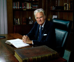 Billy Graham Funeral Plans, Public Viewing Dates Released; Evangelist to Be Buried Next to His Wife