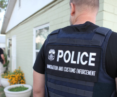 Mayor Threatens to Punish Church for Giving Sanctuary to Immigrant Mom Facing Deportation