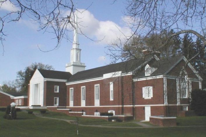 West Virginia Church Ejected by Baptist Denomination Over Pastor's LGBT Activism 