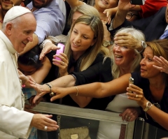 Catholics' Support for Female Priests May Be Exaggerated, Researchers Say