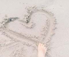 'Love is not loved!' A Christmas wish for the lovelorn