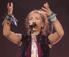 Lauren Daigle reveals how she handles criticism that comes with fame