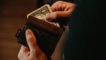 Resisting financial temptation