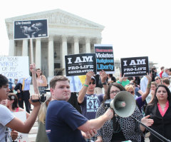 High school accused of threatening to fire teacher over 'controversial' pro-life student group
