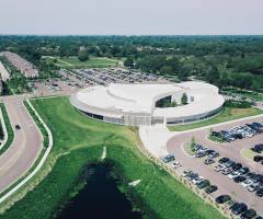 Willow Creek restructuring draws ire at one campus, most staff resign