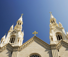 Over 18,000 sign petition urging Pope Francis to reverse restrictions on traditional Latin mass