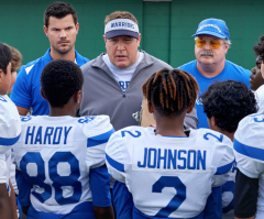 Taylor Lautner and Kevin James share how 'Home Team' highlights importance of dads