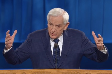 Pastor David Jeremiah urges Christians to be stewards of biblical truth in a 'post-truth world'