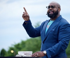 College football player-turned-pastor calls CRT and abortion ‘twin evils’ stemming from racism
