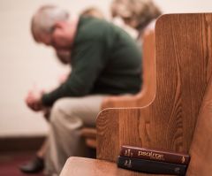 Survey reveals who spends more time alone with God: Men or women?