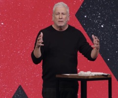 Louie Giglio shares how worship helped him cope with depression: Jesus is the 'antidepressant'