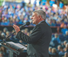 Franklin Graham urges prayers ahead of possible Trump indictment: 'Politically motivated'