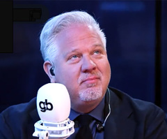 After Tucker Carlson exit, Glenn Beck claims Fox CEO Rupert Murdoch told him not to talk about God on-air