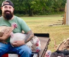 Fundraiser relaunched for dad facing murder charge for killing alleged sex predator found with daughter