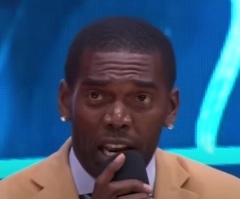 NFL Hall of Famer Randy Moss asks viewers to pray as he faces health challenge
