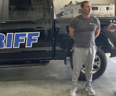 Former pastor arrested for sending nude photos to teenager