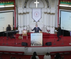Christians gather in downtown DC to invoke God's blessing on nation