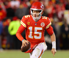 Mahomes credits God as Chiefs advance to third Super Bowl in a row: 'None of this is possible'