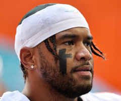 Miami Dolphins player Tua Tagovailoa credits Jesus after win