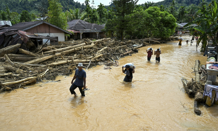 Indonesia flooding disaster leaves over 600 dead, hundreds missing