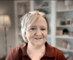 Chonda Pierce shares how faith healed her from father wounds