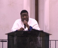 Pastor celebrates ‘bulletproof God’ on Easter Sunday days after he's shot by carjacker