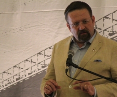Sebastian Gorka blasts Tucker Carlson, Nick Fuentes: 'Not conservative'