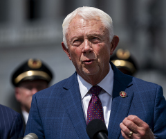 Highest-ranking combat veteran in Congress pushes for psychedelic medicine research