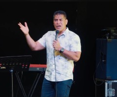 Ministry claims Jesus turned up in person at conference wearing crowns and healed people